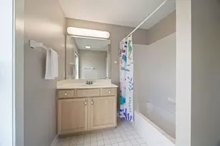 1443 Sunflower Ct, Grayslake, IL 60030 - Photo 30