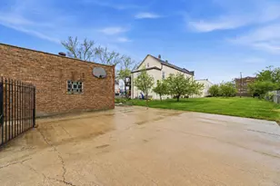 9655 S Commercial Ave, Chicago, IL 60617 - Photo 38