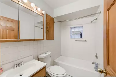 9655 S Commercial Avenue, Chicago, IL 60617 - Photo 6