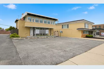 10550 W Cermak Road, Westchester, IL 60154 - Photo 2