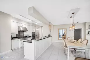1211 S Prairie Ave, Chicago, IL 60605 - Photo 28