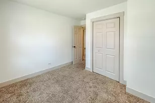 127 N Cedar Ln, Glenwood, IL 60425 - Photo 14