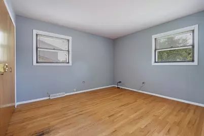 425 Lisa Lane, Streamwood, IL 60107 - Photo 18