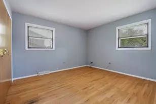 425 Lisa Ln, Streamwood, IL 60107 - Photo 18