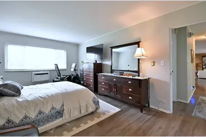 360 Claymoor Avenue #2E, Hinsdale, IL 60521 - Photo 32