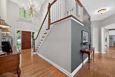38W535 Golfview Court, Saint Charles, IL 60175 - Photo 12