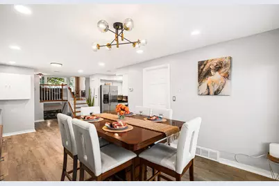 509 N 4th Avenue #A, Des Plaines, IL 60016 - Photo 8