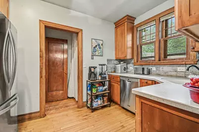 1006 Rogers Court, Waukegan, IL 60085 - Photo 10