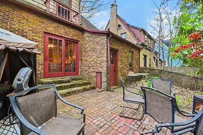 1006 Rogers Court, Waukegan, IL 60085 - Photo 4