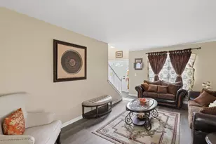 6 Sunshine Ct, Bolingbrook, IL 60490 - Photo 6