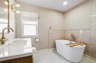 9617 E Shore Dr, Oak Lawn, IL 60453 - Photo 12