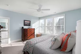 932 E Chicago Ave, Naperville, IL 60540 - Photo 28