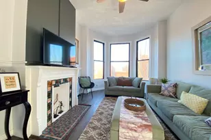 1437 W Taylor St, Chicago, IL 60607 - Photo 2