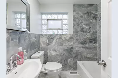7028 S Honore Street, Chicago, IL 60636 - Photo 8