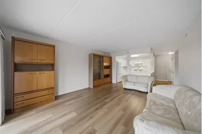7081 W Touhy Avenue #407, Niles, IL 60714 - Photo 8