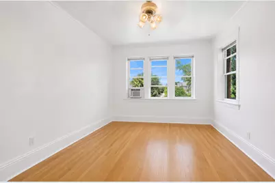 1329 W Addison Street #3A, Chicago, IL 60613 - Photo 6