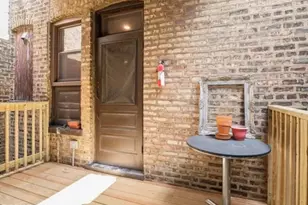 1329 W Addison St, Chicago, IL 60613 - Photo 22