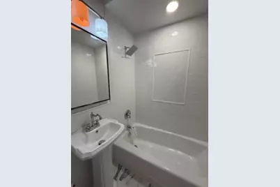 1329 W Addison Street #3A, Chicago, IL 60613 - Photo 8