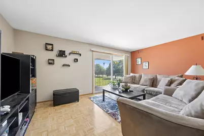 11036 S Kilpatrick Avenue #3SE, Oak Lawn, IL 60453 - Photo 2