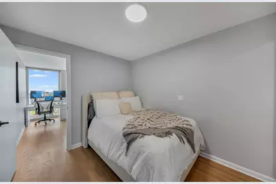 111 E Chestnut Street #40J, Chicago, IL 60611 - Photo 14