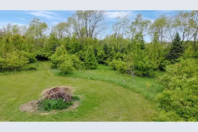 2390 N 4059th Road, Sheridan, IL 60551 - Photo 14