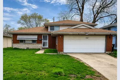 1307 Prince Drive, South Holland, IL 60473 - Photo 1