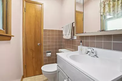 1046 Crane Boulevard, Libertyville, IL 60048 - Photo 16