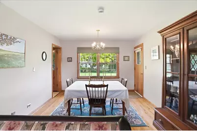 1046 Crane Boulevard, Libertyville, IL 60048 - Photo 6