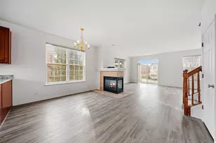 760 Lambert Ln, Bartlett, IL 60103 - Photo 6