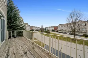 760 Lambert Ln, Bartlett, IL 60103 - Photo 16