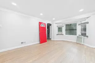 10615 S Vernon Ave, Chicago, IL 60628 - Photo 4