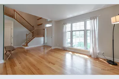 352 Fairfax Lane, Grayslake, IL 60030 - Photo 6