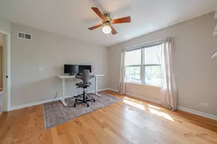 352 Fairfax Ln, Grayslake, IL 60030 - Photo 26