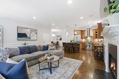 927 W George Street #2, Chicago, IL 60657 - Photo 2