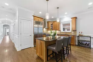 927 W George St, Chicago, IL 60657 - Photo 12