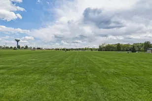 2246 Pembridge Dr, Lake in the Hills, IL 60156 - Photo 42
