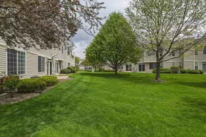 2246 Pembridge Drive, Lake in the Hills, IL 60156 - Photo 36