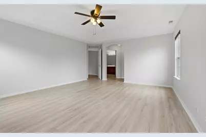 2246 Pembridge Drive, Lake in the Hills, IL 60156 - Photo 22