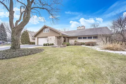 120 E 8th Street, Hinsdale, IL 60521 - Photo 2
