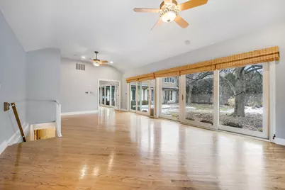 120 E 8th Street, Hinsdale, IL 60521 - Photo 18
