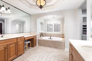849 E Hillside Rd, Naperville, IL 60540 - Photo 40