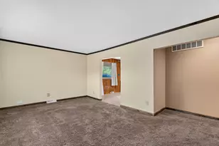 1801 Pinewood Ln, Joliet, IL 60433 - Photo 4