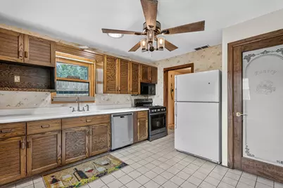 1801 Pinewood Lane, Joliet, IL 60433 - Photo 6