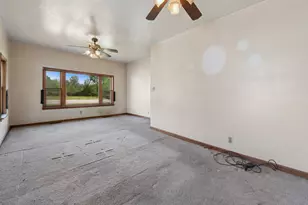 312 W Railroad St, Kingston, IL 60145 - Photo 12