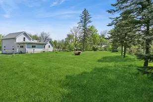312 W Railroad St, Kingston, IL 60145 - Photo 18