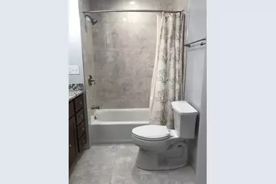 630 N 1st Street, Libertyville, IL 60048 - Photo 16