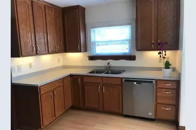 630 N 1st Street, Libertyville, IL 60048 - Photo 18