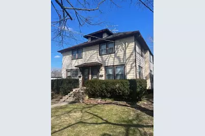 630 N 1st Street, Libertyville, IL 60048 - Photo 4