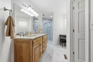 5 Spruce Ct, Bloomington, IL 61704 - Photo 18