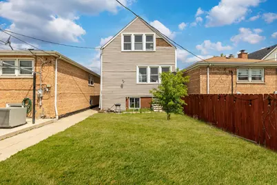 5633 W 64th Place W, Chicago, IL 60638 - Photo 26